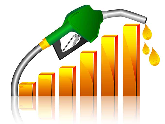 حکومت نے پیٹرول کی قیمت میں اضافہ کردیا