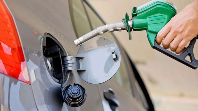 پیٹرول کی بڑھتی قیمتوں کی ذمہ دار پی ٹی آئی،وفاقی وزرا