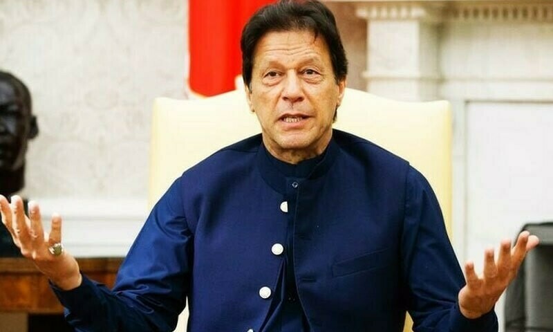 توشہ خانہ کیس میں الیکشن کمیشن نے عمران خان کو نااہل قرار دیدیا