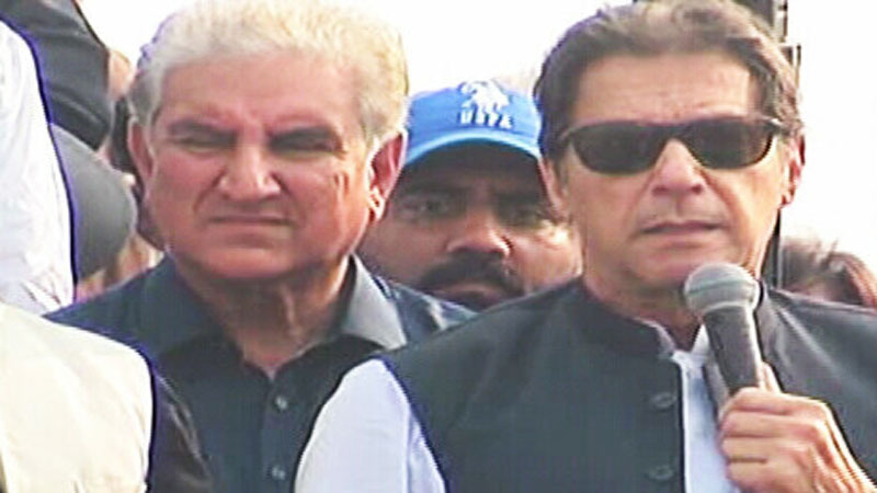 عمران خان کا چیف الیکشن کمشنر پر 10 ارب روپے ہرجانے کا مقدمہ کرنے کا اعلان