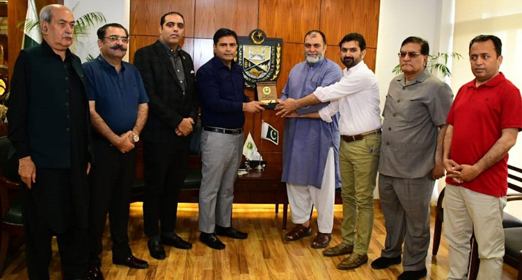 معیشت کی بحالی میں پاکستان ریلوے اہم کردار ادا کر سکتی ہے۔ احسن بختاوری