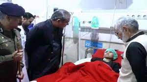 نگران وزیر اعلیٰ پنجاب میو ہسپتال پہنچ گئے، مریضوں کی عیادت کی