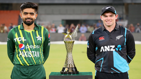 پاکستان اور نیوزی لینڈ کےدرمیان پہلا ٹی ٹوئنٹی میچ کل کھیلا جائیگا