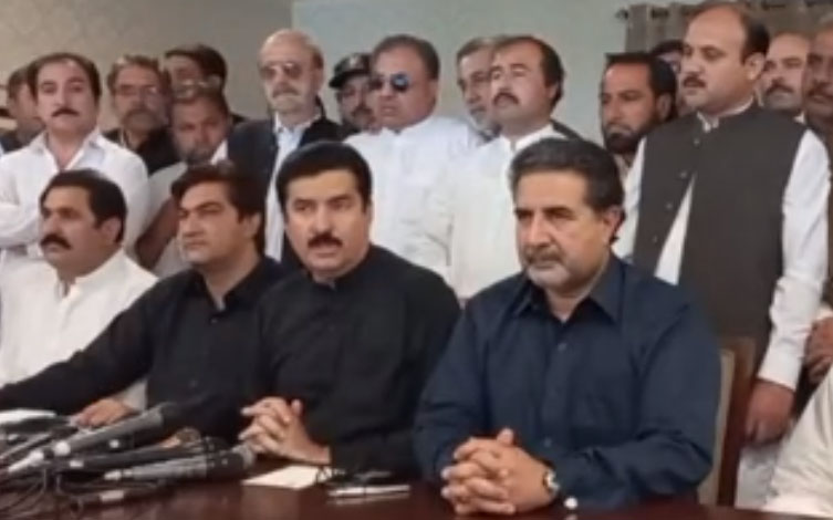 پی ٹی آئی کے سابق رکن قومی اسمبلی ڈاکٹر حیدر علی پیپلزپارٹی میں شامل