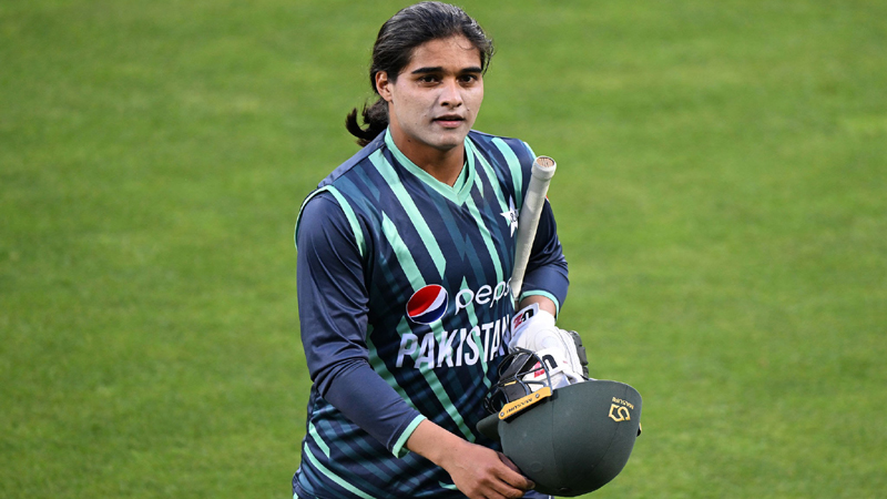 قومی ویمنز کرکٹ ٹیم کی نوجوان کھلاڑی عائشہ نسیم کی اچانک ریٹائرمنٹ