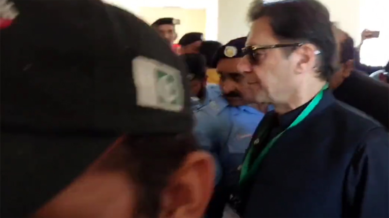 عمران خان الیکشن کمیشن میں پیش، 2 اگست کو فرد جرم عائد ہو گی