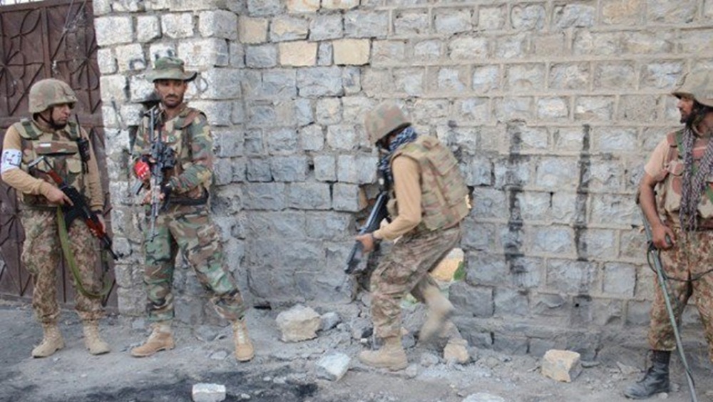 سکیورٹی فورسز کا پشاور میں آپریشن، دہشتگردوں کے 2 سرغنہ ہلاک
