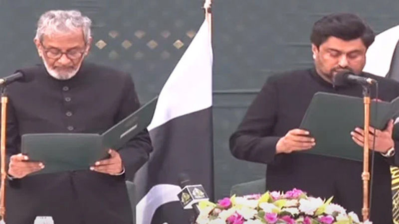 سندھ کے نگران وزیراعلیٰ جسٹس ریٹائرڈ مقبول باقر  نے عہدے کا حلف اٹھالیا