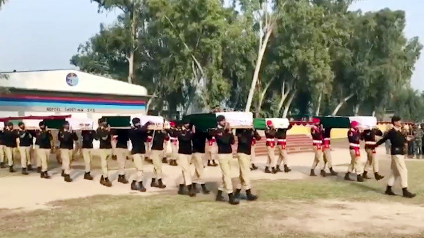 درابن میں دہشت گرد حملے میں شہید 23 بہادر فوجیوں کی نماز جنازہ ادا