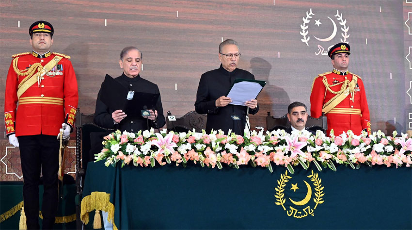 شہباز شریف نے اسلامی جمہوریہ پاکستان کے 24ویں وزیراعظم کے عہدے کا حلف اٹھا لیا