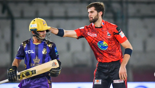 پی ایس ایل 9، کوئٹہ گلیڈی ایٹرز پلے آف مرحلے میں داخل، لاہور قلندرز کی کہانی ختم