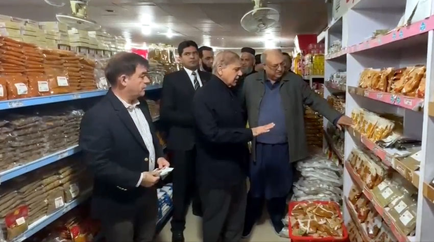 شہباز شریف کا یوٹیلیٹی سٹورز کا اچانک دورہ، رمضان ریلیف پیکیج کی تقسیم کا جائزہ لیا