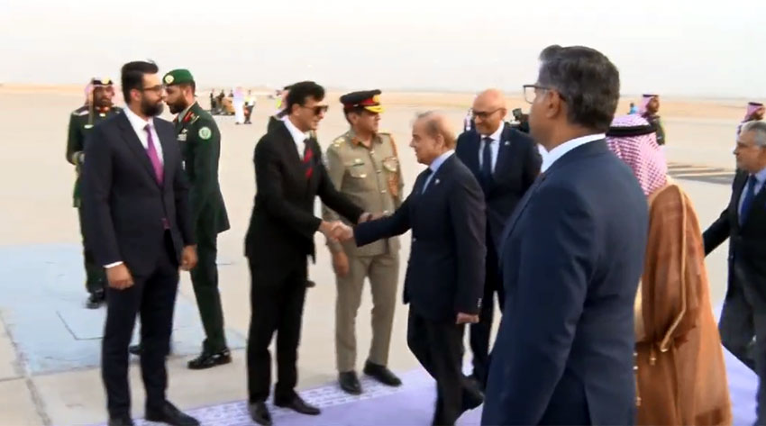وزیراعظم شہباز شریف سعودی عرب کے دارالحکومت ریاض پہنچ گئے