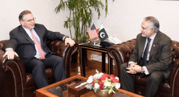 امریکی سفیر کی وزیر خارجہ اسحاق ڈار سے ملاقات، باہمی ترجیحات پر تبادلہ خیال