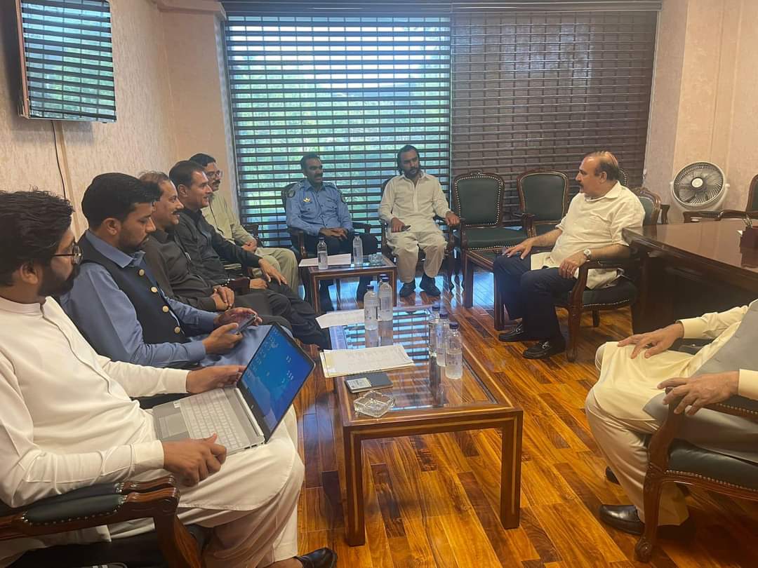 ممبر قومی اسمبلی ڈاکٹر فضل چوہدری سے اسلام آباد پولیس حکام کی ملاقات