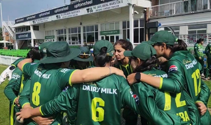پاکستان ویمنز ٹیم انگلینڈ کے چیلنج کے لیے تیار، پہلا ٹی ٹوئنٹی کل ہوگا