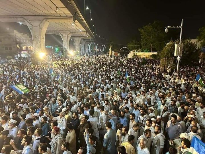 جماعت اسلامی عوام کی آواز بن گئی، سخت موسم میں کارکن عوام کےحقوق کیلئے سڑک پر موجود