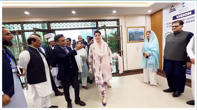 وزیراعلیٰ پنجاب  نے لاہور میں غیرقانونی ہاؤسنگ سکیموں کی فہرست طلب کرلی