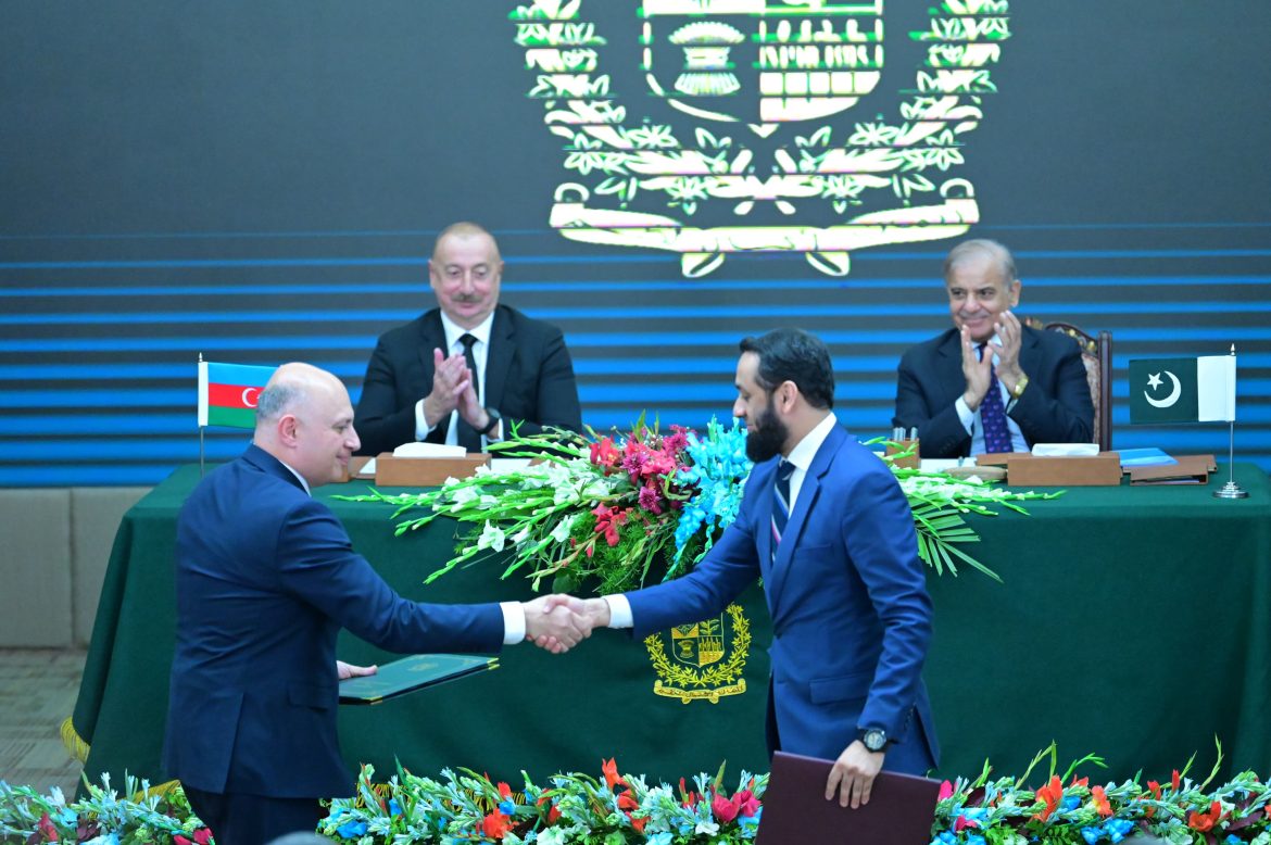 پاکستان اور آذربائیجان کے درمیان 15 معاہدوں اور مفاہمتی یادداشتوں پر دستخط