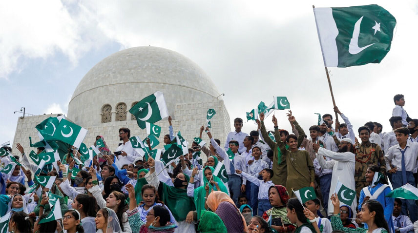 قوم کل یوم آزادی منائے گی، دن کا آغاز مساجد میں خصوصی دعائوں سے ہوگا