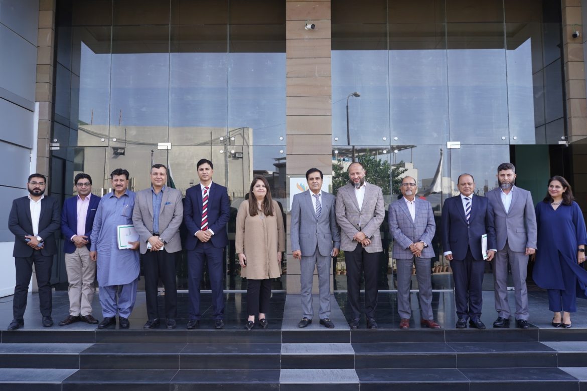 رکن (انچارج) وفاقی محتسب سیکریٹریٹ کا کے الیکٹرک ہیڈ آفس کا دورہ، کمپنی کو ہمدردانہ، صارف مرکوز رویہ جاری رکھنے کی ہدایت