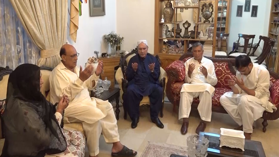 صدرمملکت کی سکواڈرن لیڈرعثمان یوسف کی رہائش گاہ آمد،شہیدکوخراج عقیدت