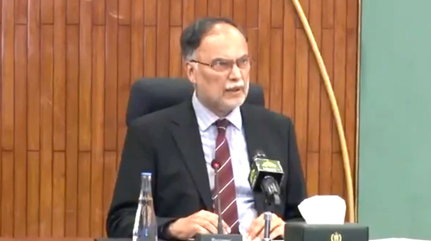 چینی سرمایہ کاروں کے مسائل حل کرنا حکومت کی اولین ترجیح ہے، احسن اقبال