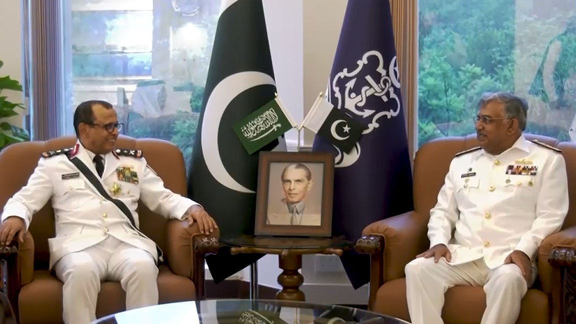 سعودی نیول چیف میری ٹائم سیکیورٹی کو مضبوط بنانے کے لیے پاک بحریہ کی کوششوں کے معترف