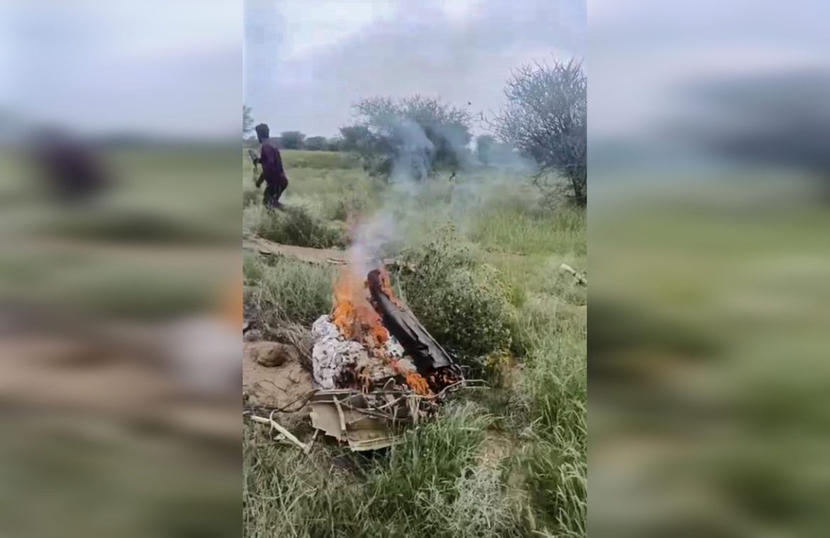 بھارتی فضائیہ کا لڑاکا طیارہ گر کر تباہ، دونوں پائلٹ ہلاک