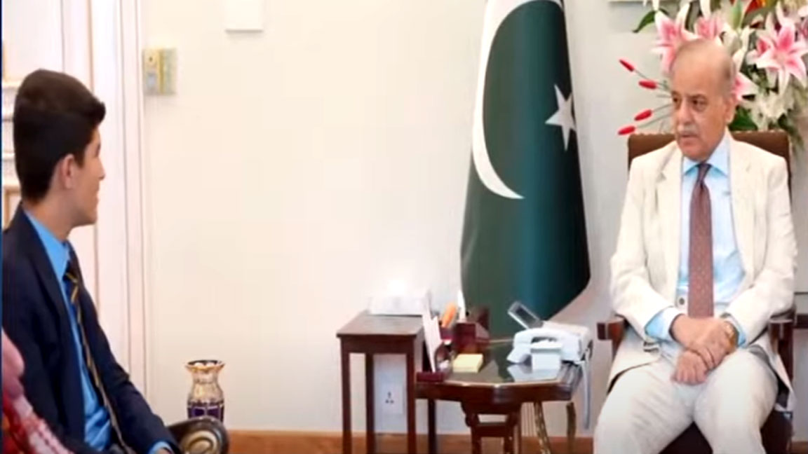 وزیراعظم کی قلعہ سیف اللہ کے ہونہار طالبعلم اکرام اللہ سے ملاقات