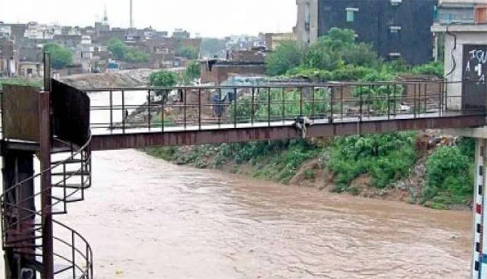 نالہ لئی میں نہانے والوں کو گرفتار کرنے کا حکم