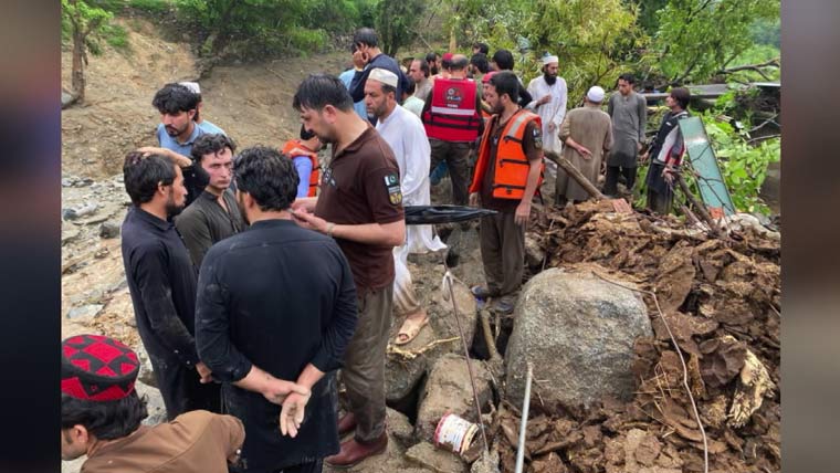 شدید بارشوں، کلاؤڈ برسٹ اور سیلابی ریلوں نے خیبرپختونخوا میں تباہی مچا دی، 198 جاں بحق