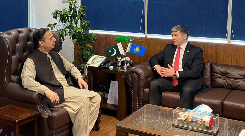 قازقستان کے سفیر کا میری ٹائم سیکٹر میں دوطرفہ تعاون کو وسعت دینے میں گہری دلچسپی کا اظہار