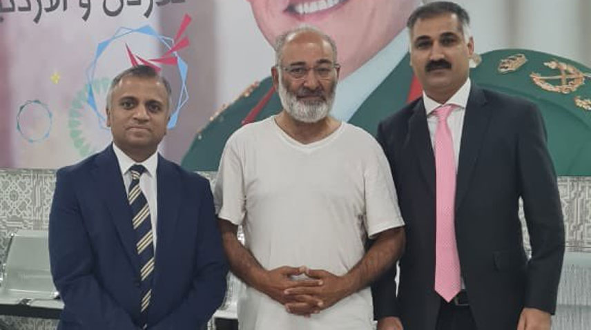 سینیٹرمشتاق احمد رہا، پاکستانی سفارتخانے کی حفاظت میں ہیں،نائب وزیراعظم
