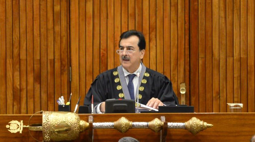 ستائیسویں آئینی ترمیم سینیٹ میں پیش کردی گئی