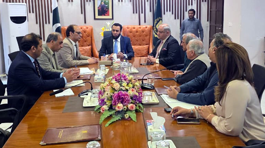 حکومت صحافت کی آزادی اور صحافیوں کی مالی تحفظ کے لیے عملی اقدامات جاری رکھے گی، وزیراطلاعات و نشریات