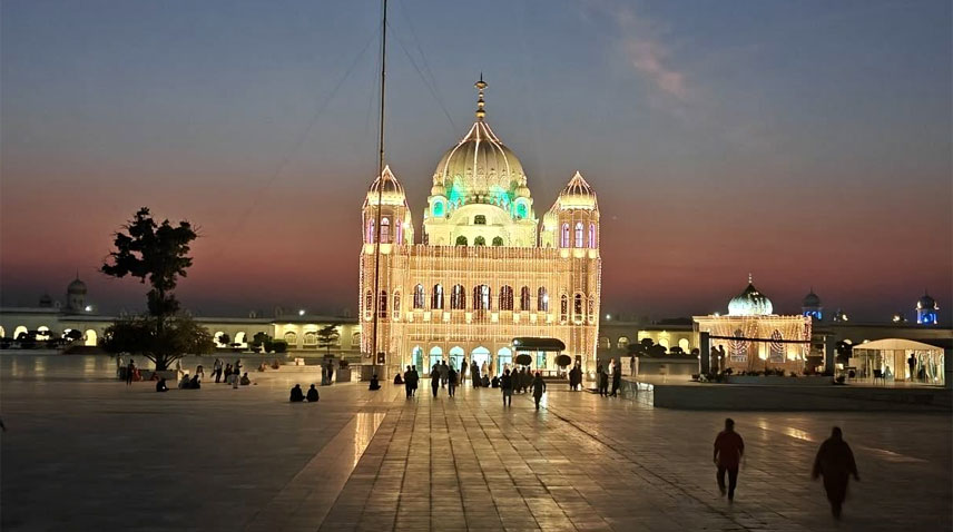 کرتارپور میں بابا گورو نانک دیو جی کی 556ویں سالگرہ کی تقریبات اختتام پذیر