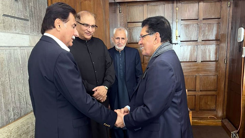 اسپیکر قومی اسمبلی کا ڈھاکا میں خالدہ ضیاء کی رہائش گاہ کا دورہ