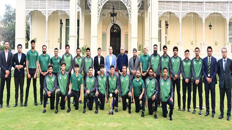 انڈر 19 ایشیا کپ جیتنے والی ٹیم کی فیلڈ مارشل سید عاصم منیر سے ملاقات