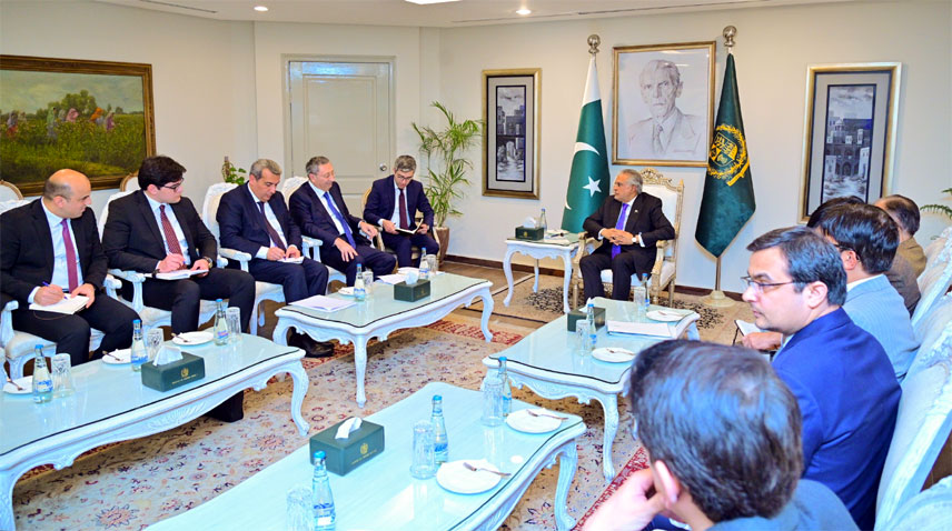 نائب وزیراعظم سے آذربائیجان کے صدر کے نمائندے کی ملاقات، دوطرفہ تعاون مزید مضبوط بنانے کاعزم