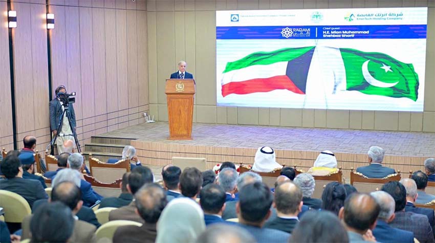 پاکستان اور کویت کے برادرانہ تعلقات مزید مضبوط ہوں گے: وزیرِاعظم