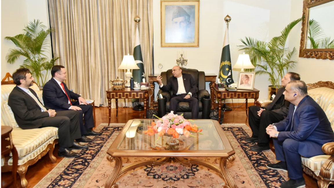 پاکستان ازبکستان کے ساتھ برادرانہ تعلقات کو قدر کی نگاہ سے دیکھتا ہے: صدر مملکت