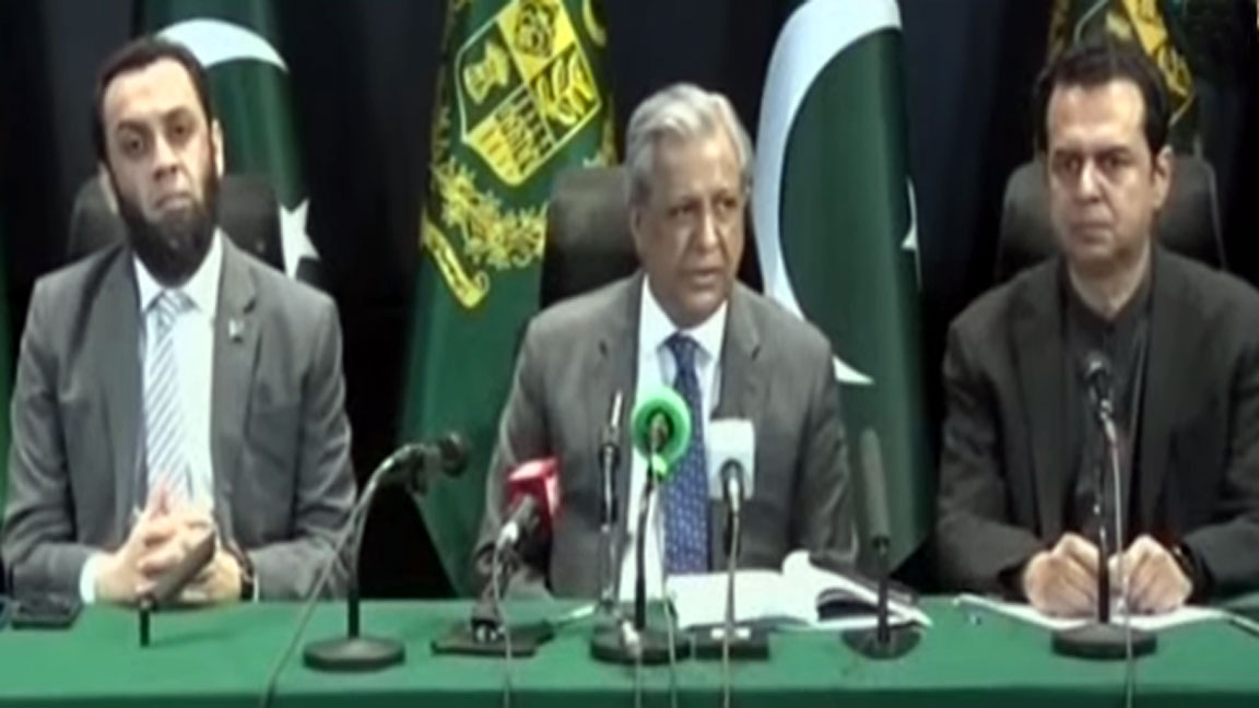 آرٹیکل 19 اظہارِ رائے کی آزادی کی ضمانت دیتا ہے، تاہم قانون کے تحت اس پر مناسب پابندیاں بھی موجود ہیں، وزیر قانون