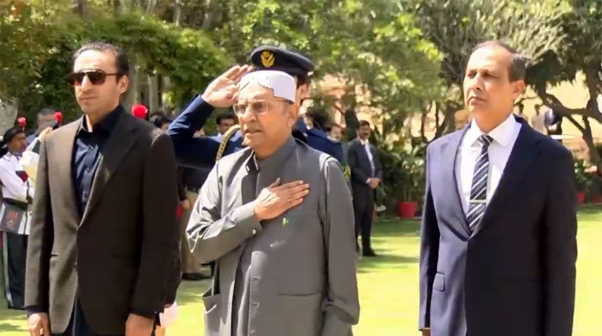 صدر زرداری کی لاڑکانہ میں پرچم کشائی