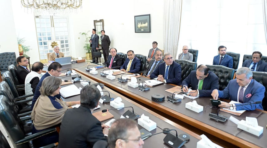 وزیراعظم شہباز شریف کی پاکستان ریلوے کو فریٹ سروسز اپ گریڈ کرنے کی ہدایت