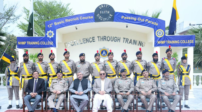 اداروں میں بہتری کے لئے میرٹ اورشفافیت ناگزیر ہے، عبدالعلیم خان