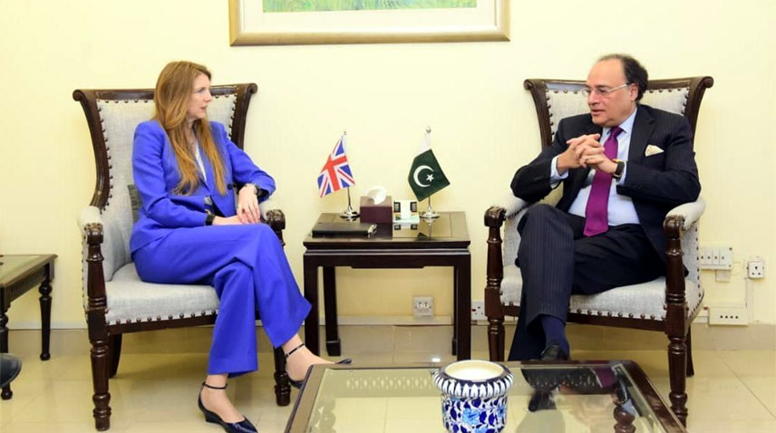 پاکستان کے معاشی اشاریے استحکام اور بہتری کی جانب گامزن ہیں: وزیرِ خزانہ