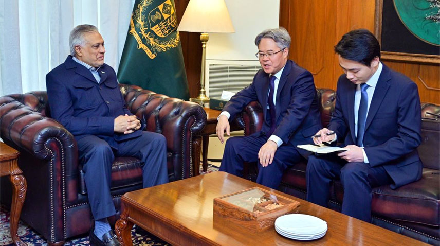 امن کے لیے مذاکرات اور سفارتکاری ناگزیر، اسحاق ڈار