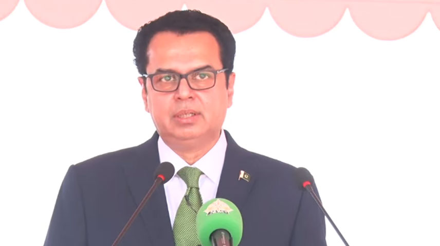 پاکستان کوسٹ گارڈز غیر قانونی سرگرمیوں کو خطرات سے محفوظ رکھنے میں اہم کردار ہے، طلال چوہدری